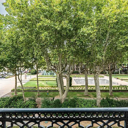 Elegant 130sqm Ac Square Gambetta * Carcassonne